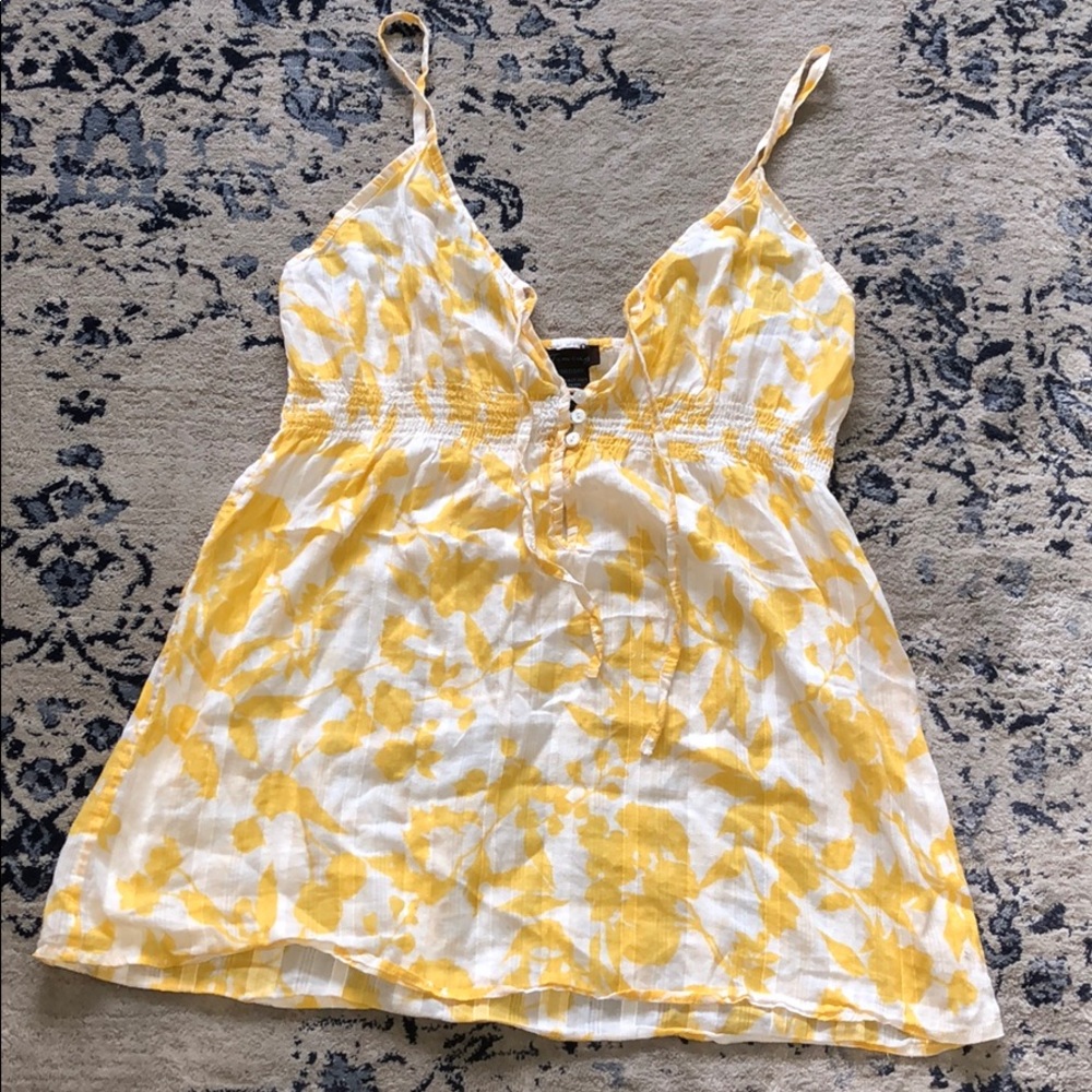 •TIMING• Yellow & White Strappy Tank